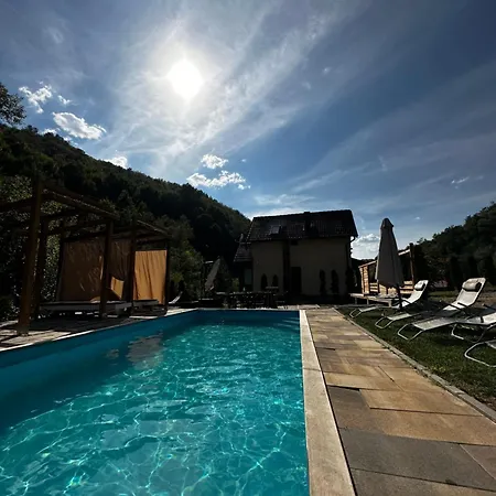 Ferienhaus Zeleni Svet 2 *